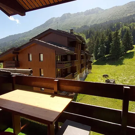 Apartment Cosy 4 Pers., Balcon, A 80m Des Pistes, Animaux Acceptes, Parking - Fr-1-356-466